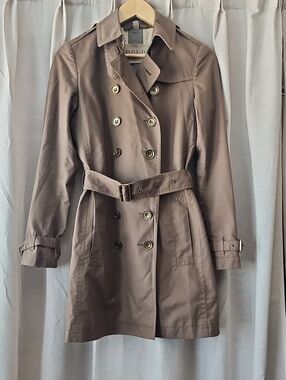 Burberry Green Cotton Trench Coat – Size UK 6 / US 4